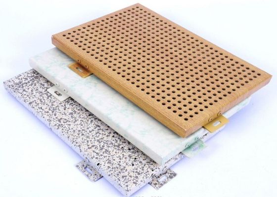 Revestimento de alumínio perfurado do Fluorocarbon da placa da fachada da anti umidade