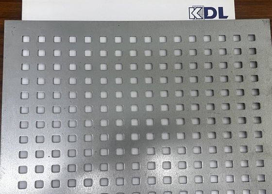 Folha de malha perforada de aço inoxidável com buraco redondo e revestimento de PVC