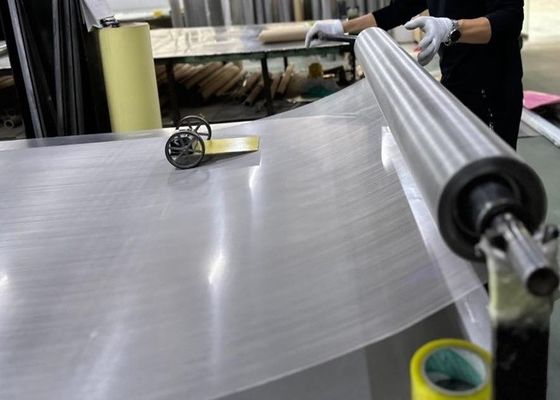Ecrã de malha de arame de aço inoxidável revestido em epoxi preto com alta resistência à corrosão para várias aplicações