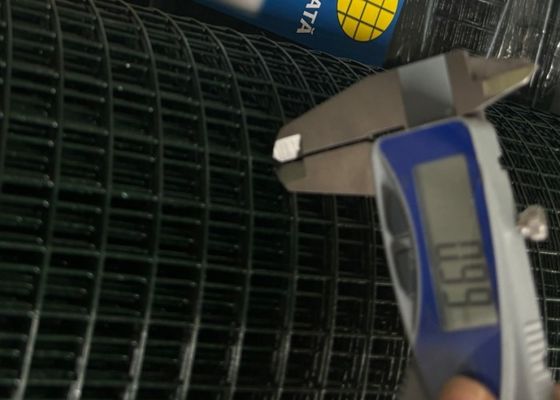 Ecrã de malha de arame soldado revestido de aço inoxidável revestido de PVC para filtragem