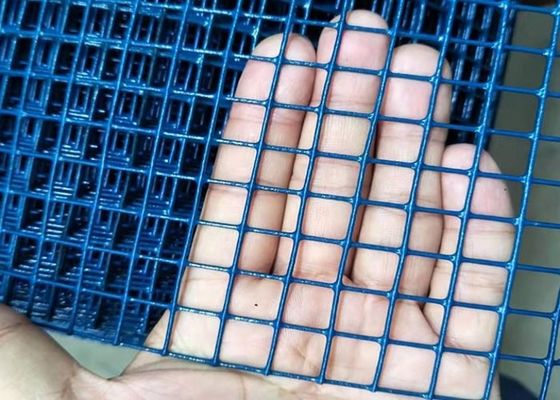 Anti-ferrugem Verde Negro Azul Rede de Arame Soldado Para Cercas de Jardim / Estádio
