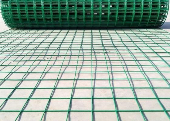 Anti-ferrugem Verde Negro Azul Rede de Arame Soldado Para Cercas de Jardim / Estádio