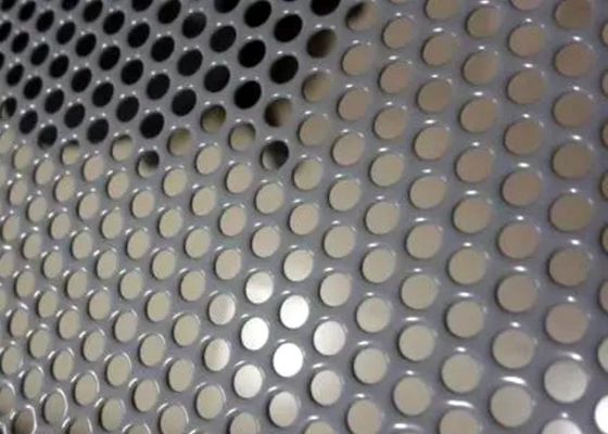 Norma ISO 9001 Folha de malha metálica galvanizada perforada para decoração