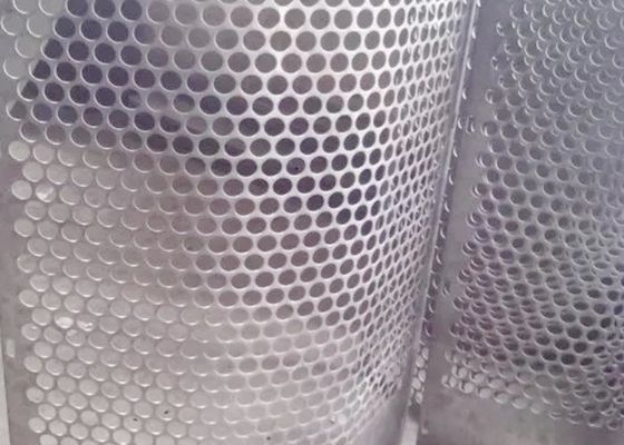 Norma ISO 9001 Folha de malha metálica galvanizada perforada para decoração