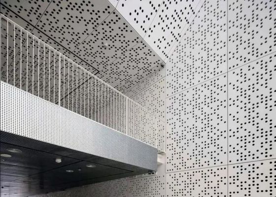 Folha de alumínio perfurado de revestimento de PVC colorido para decoração de parede exterior